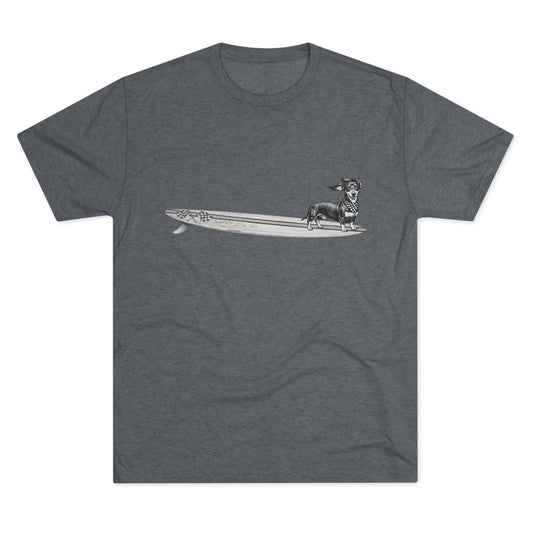 Dark heather t-shirt with Dachshund in checkered racing flag bandana on a wood grain racing flag surfboard illustration — The Swell Dogs