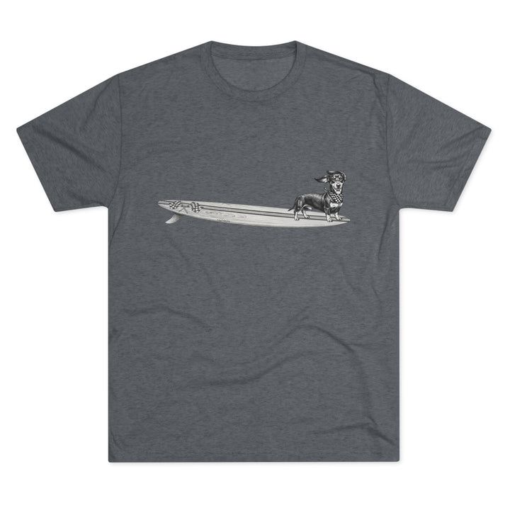 Dark heather t-shirt with Dachshund in checkered racing flag bandana on a wood grain racing flag surfboard illustration — The Swell Dogs