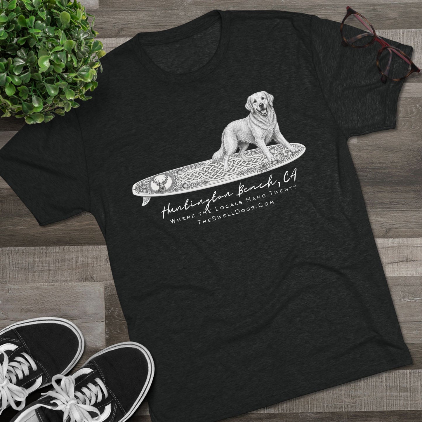Golden Retriever Guisachan Surfboard HB Edition T-Shirt