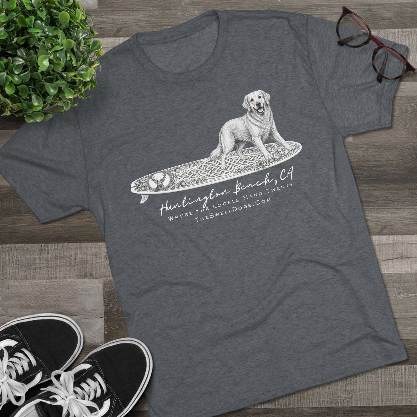 Golden Retriever Guisachan Surfboard HB Edition T-Shirt